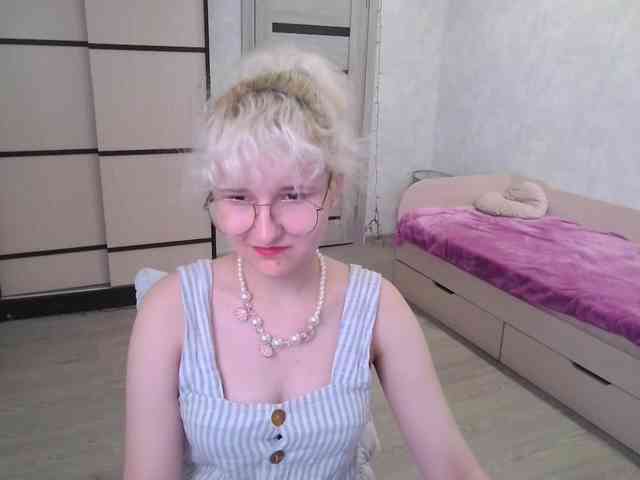 ElizabethWooler webcam