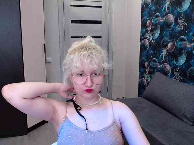 ElizabethWooler webcam