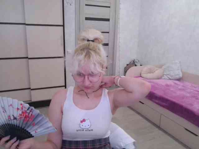 ElizabethWooler webcam