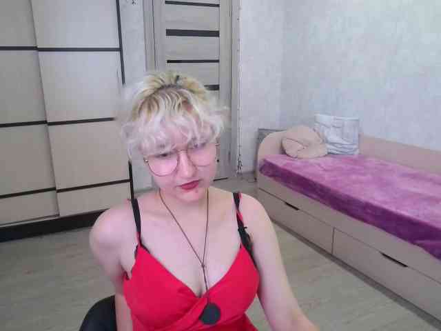 ElizabethWooler webcam