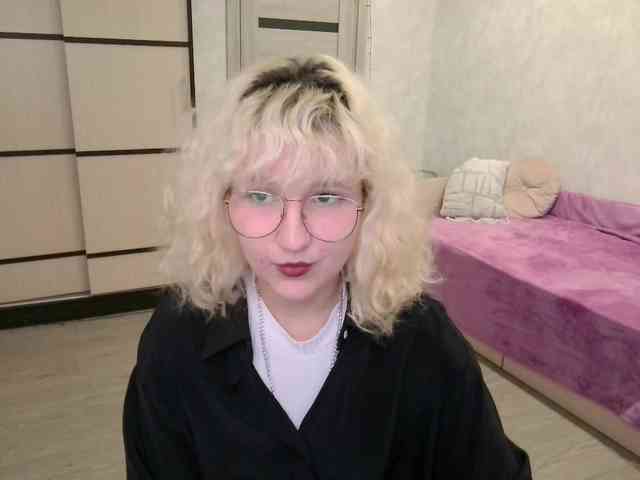 ElizabethWooler webcam