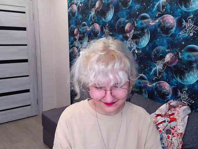 ElizabethWooler webcam