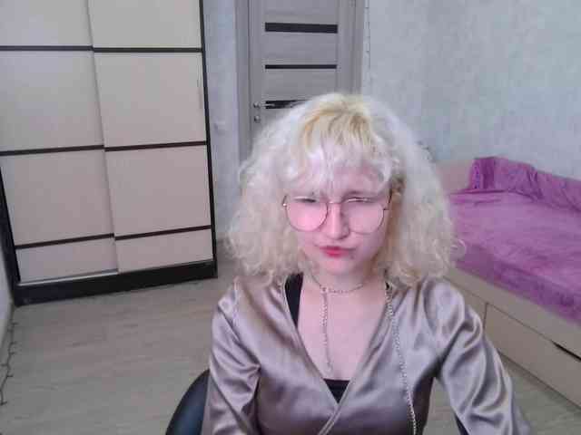 ElizabethWooler webcam