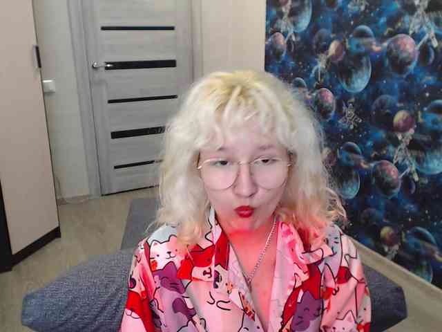 ElizabethWooler webcam