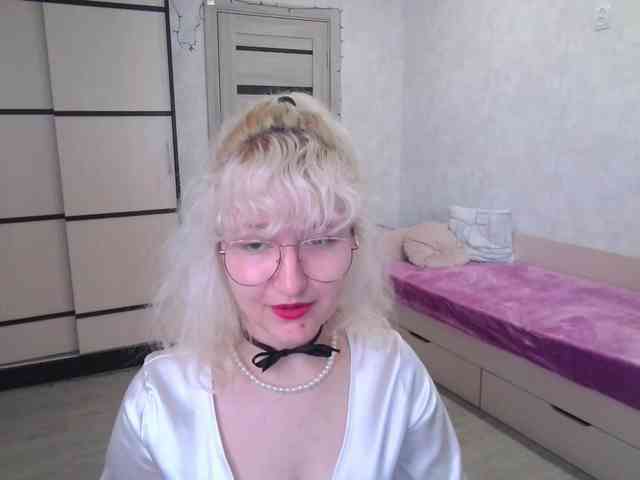 ElizabethWooler webcam