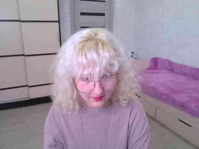 ElizabethWooler webcam
