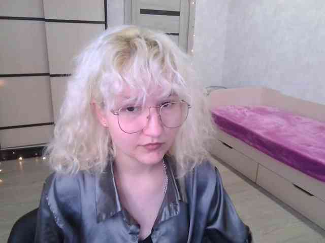 ElizabethWooler webcam