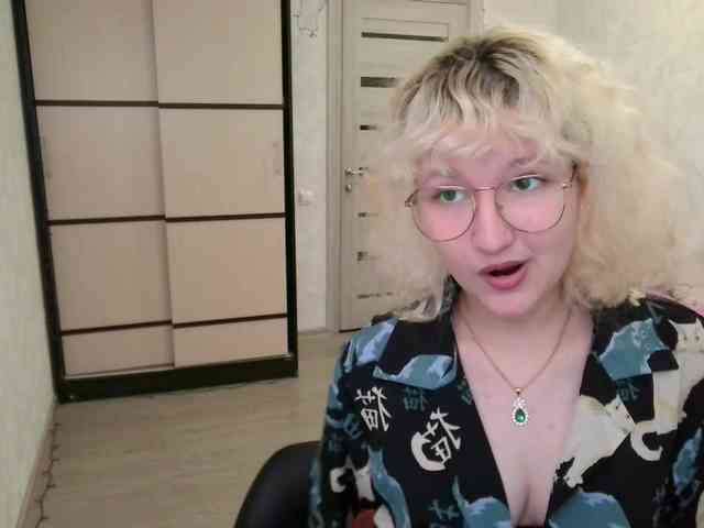 ElizabethWooler webcam