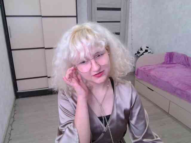 ElizabethWooler webcam