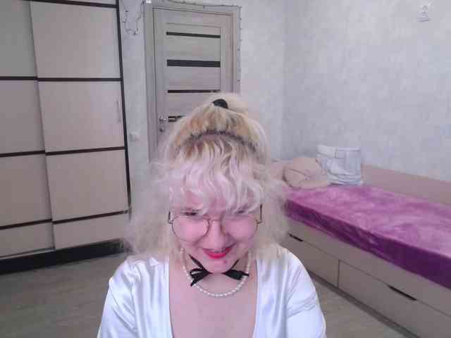 ElizabethWooler webcam