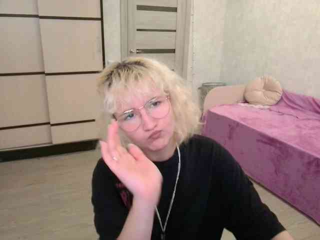 ElizabethWooler webcam