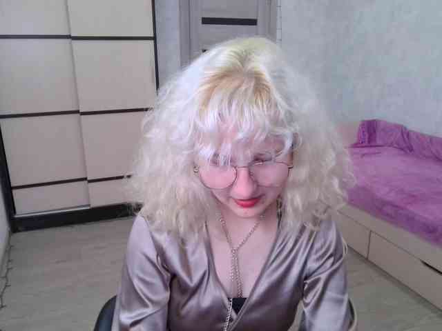 ElizabethWooler webcam