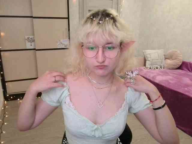 ElizabethWooler webcam