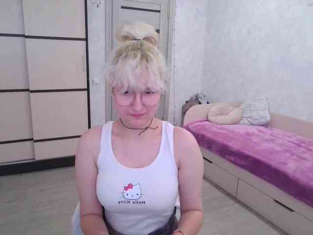 ElizabethWooler webcam