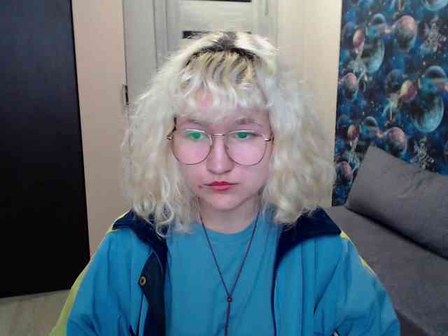 ElizabethWooler webcam