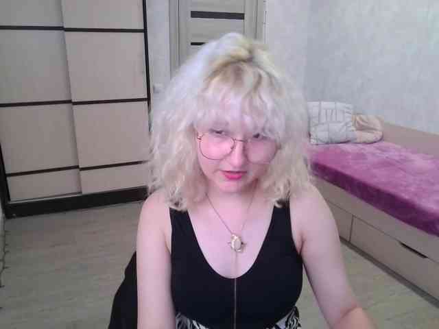 ElizabethWooler webcam