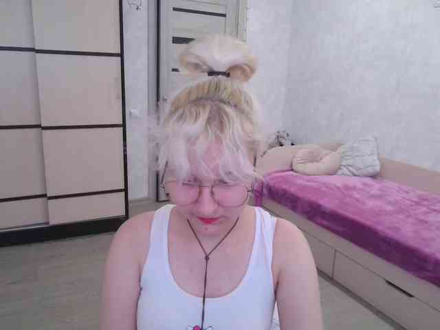 ElizabethWooler webcam