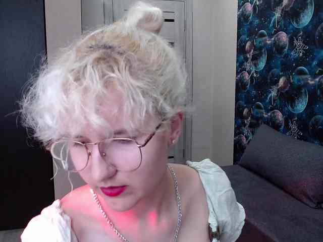 ElizabethWooler webcam