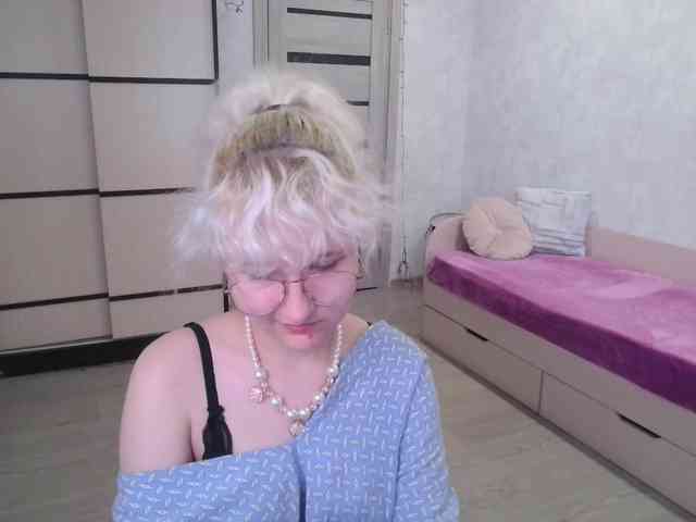 ElizabethWooler webcam