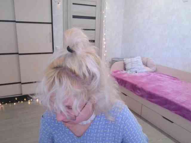 ElizabethWooler webcam