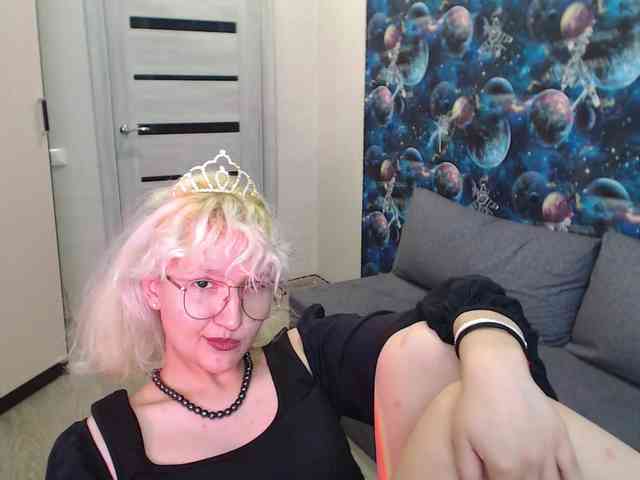 ElizabethWooler webcam