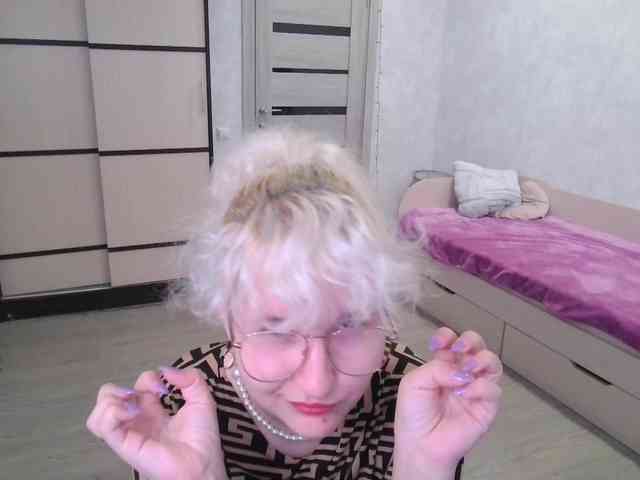 ElizabethWooler webcam