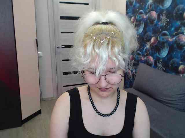 ElizabethWooler webcam