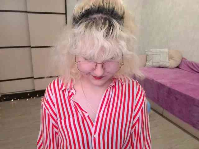 ElizabethWooler webcam