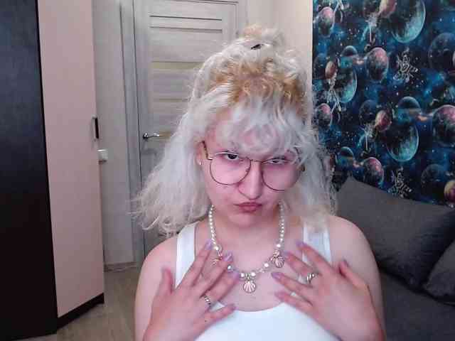 ElizabethWooler webcam