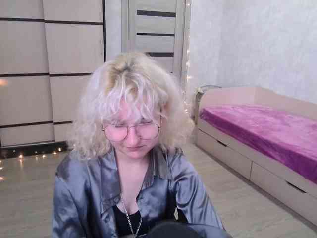 ElizabethWooler webcam