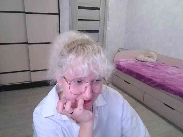 ElizabethWooler webcam
