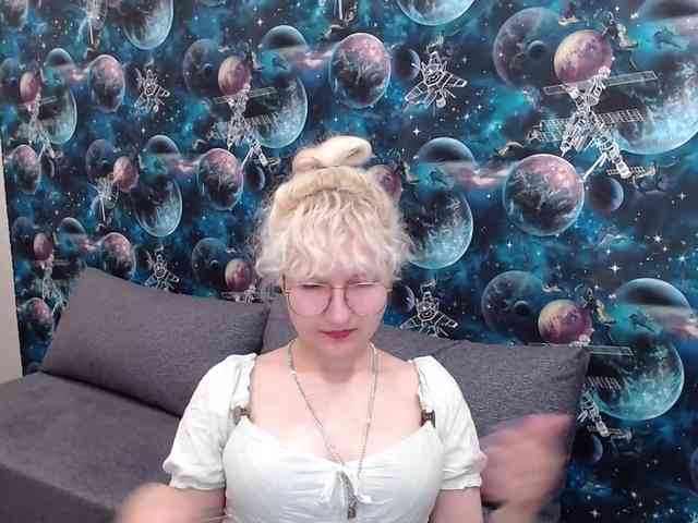 ElizabethWooler webcam