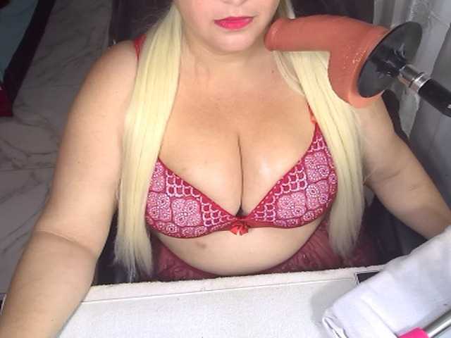 AlissaBecker's BongaCams show and profile