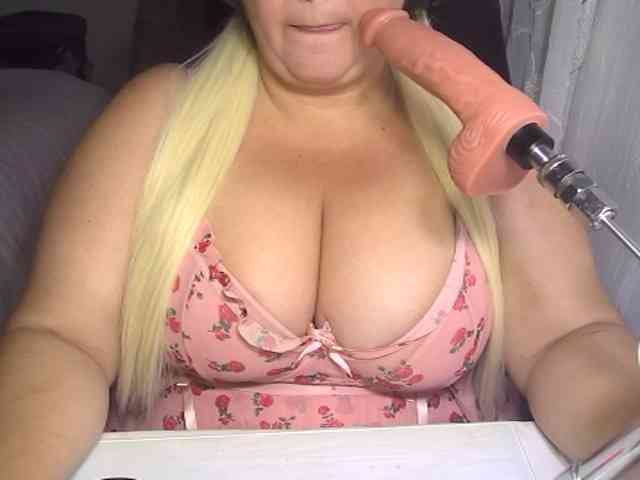 AlissaBecker webcam