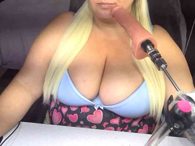 AlissaBecker webcam