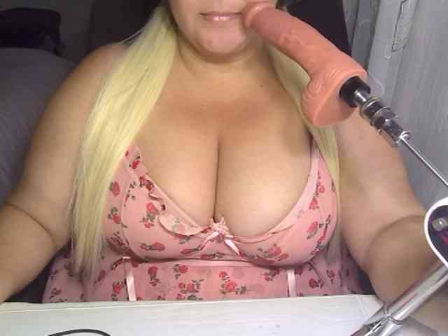 AlissaBecker webcam