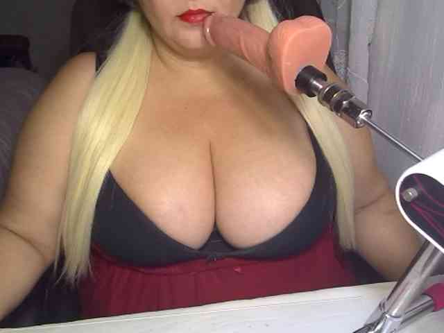 AlissaBecker webcam
