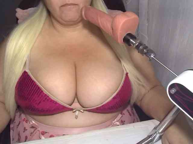AlissaBecker webcam