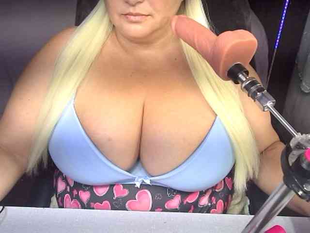 AlissaBecker webcam