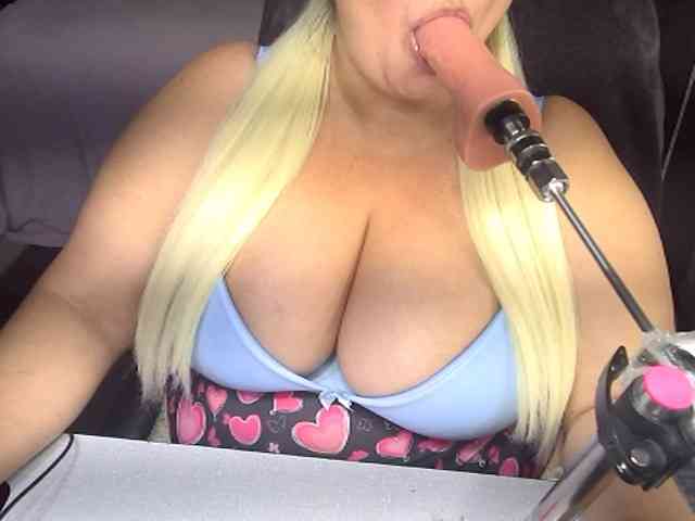 AlissaBecker webcam