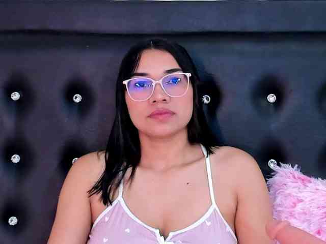 Kristieee webcam