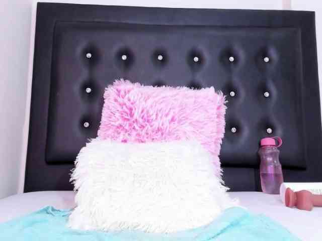 Kristieee webcam