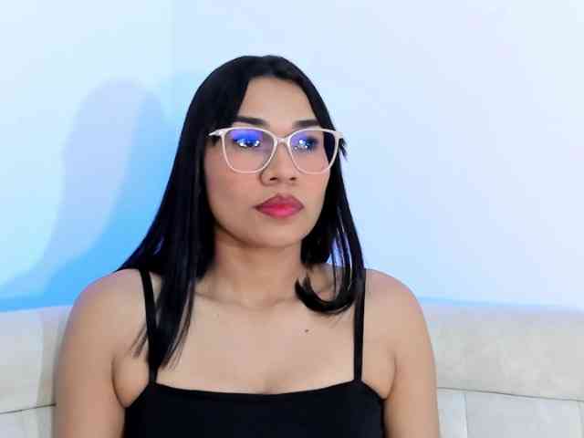 Модель: Kristieee