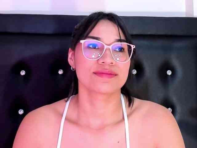 Kristieee webcam