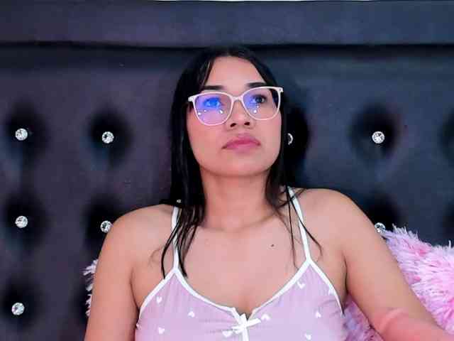 Kristieee webcam