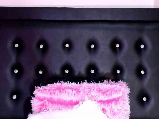 Kristieee webcam
