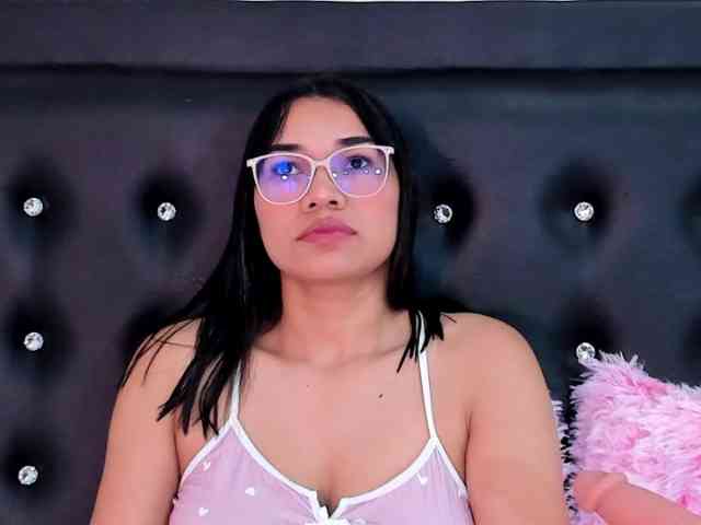 Kristieee webcam