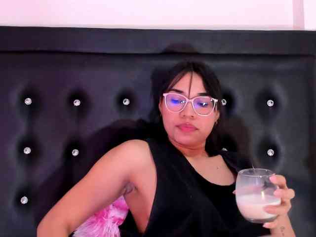 Kristieee webcam