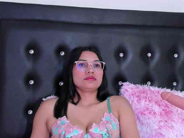 Kristieee webcam