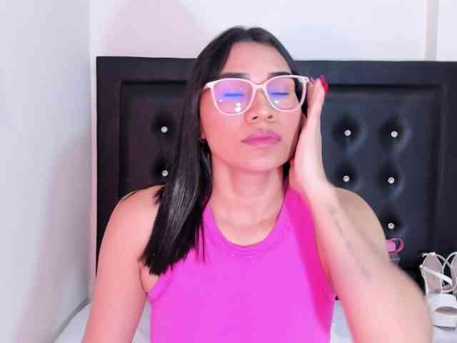 Kristieee webcam